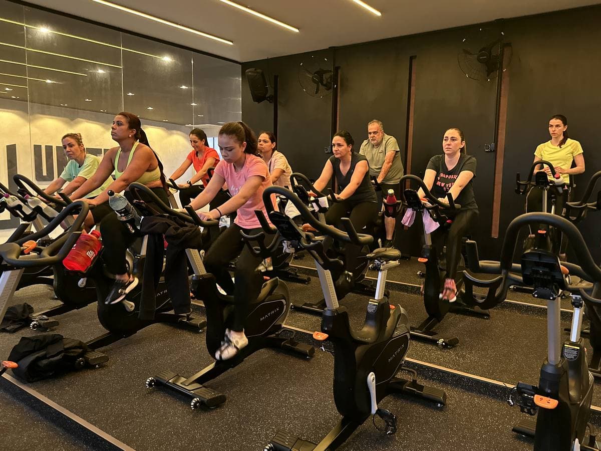 Turma de spinning na United Gym